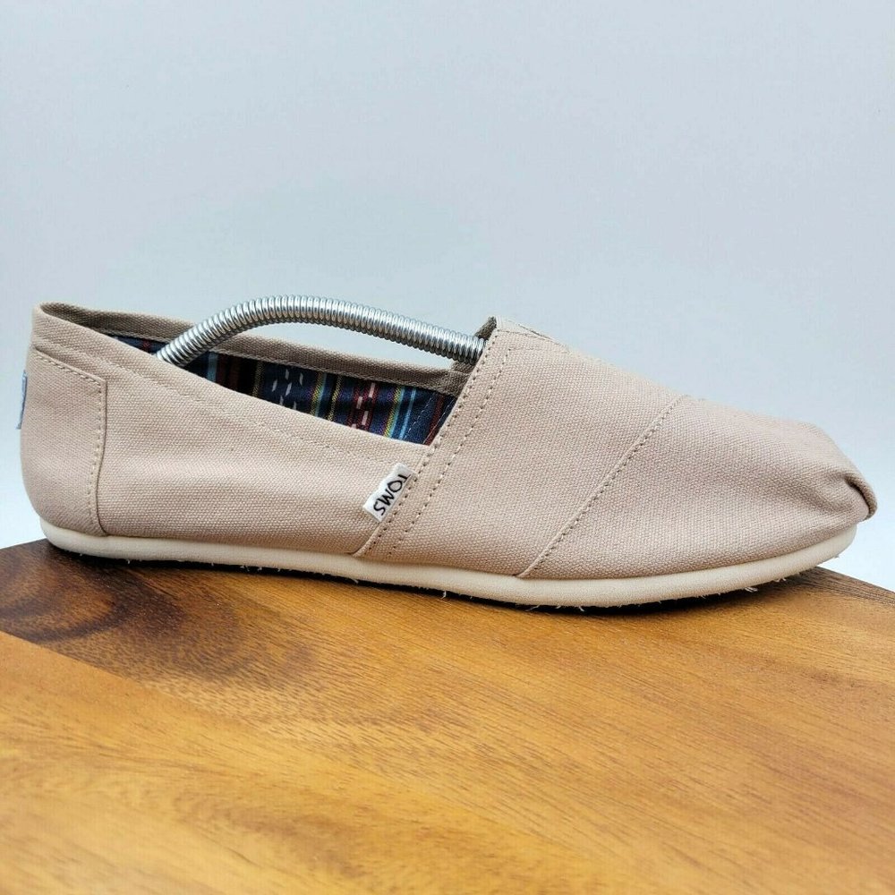 NEW Toms Beige Cream Canvas Slip On Comfort Casual Flat Loafer Shoes Women's 12